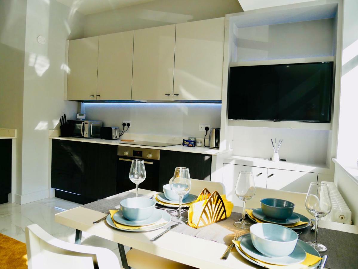 Luxury 3 Bedroom Apartment Near Bournemouth Beach & Poole Exterior foto